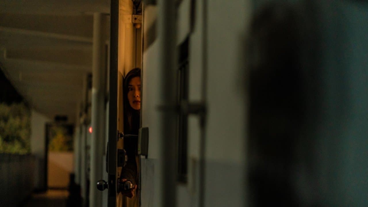 Tiếng Ồn Quỷ Dị