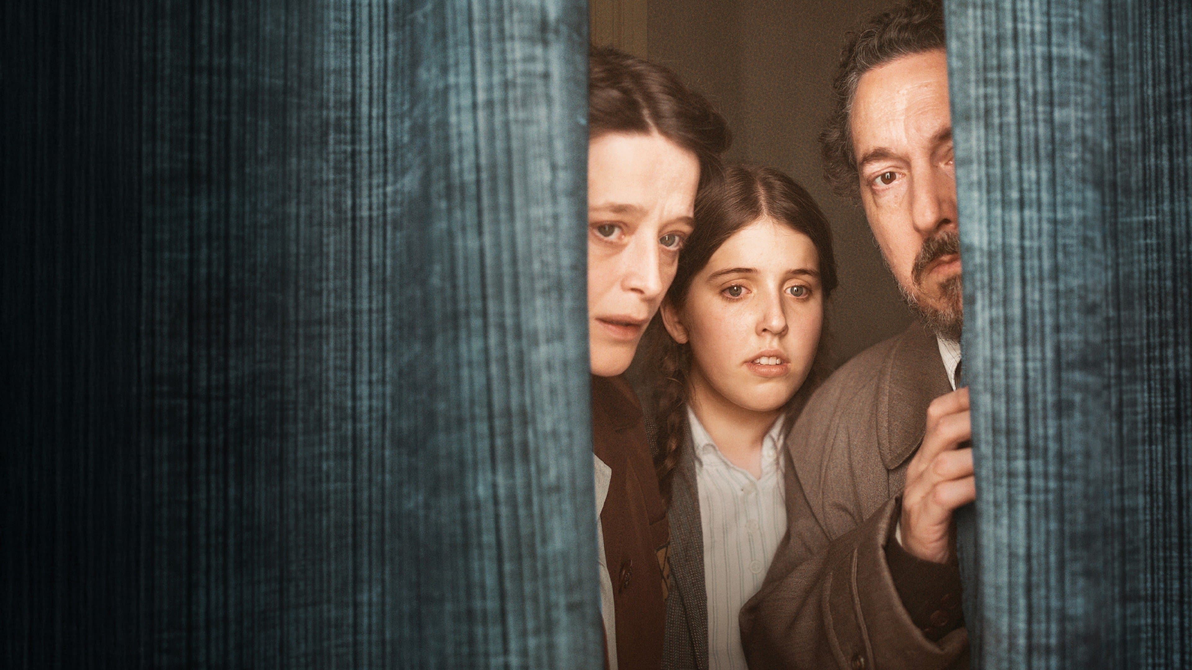 Căn Phòng Ẩn Náu